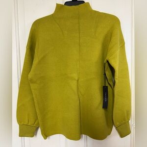 Women’s Tahari Funnel Neck Lime Green Medium Sweater-type Top. NWT